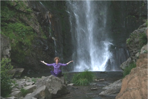 la-tierra-llora-carmen-en-cascada