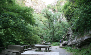 la-tierra-llora-cascadas-toja